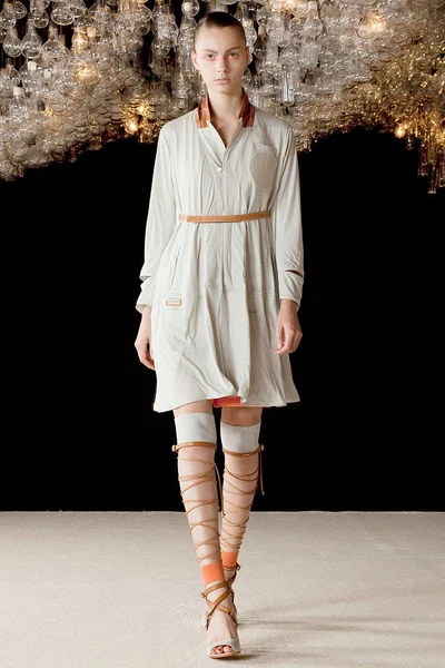 Look 11